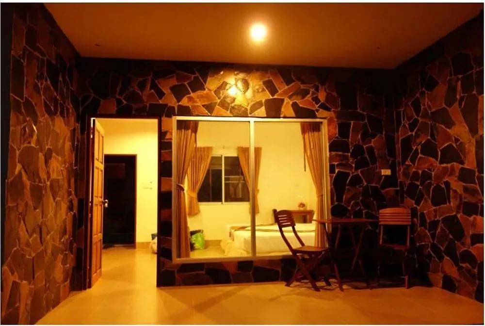 ** Hotell Canal Resort Nai Yang Beach Thailand